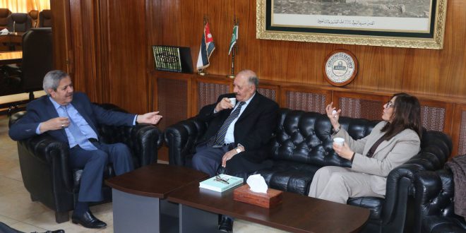 مجمع اللغة يوقع مذكرة تفاهم مع رابطة الكتاب الأردنيين